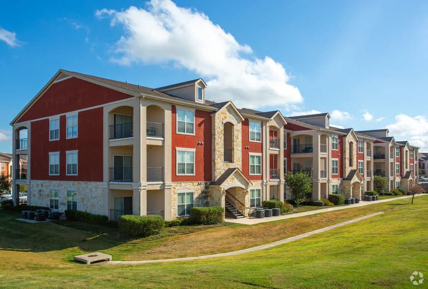 Oxford at Lake Worth in Fort Worth, Texas