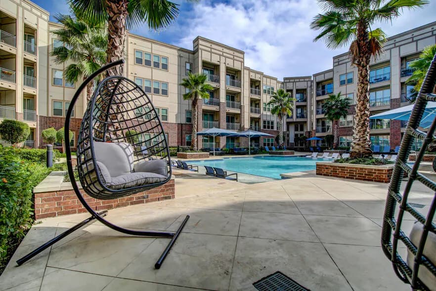 HiLine Heights in Houston, Texas