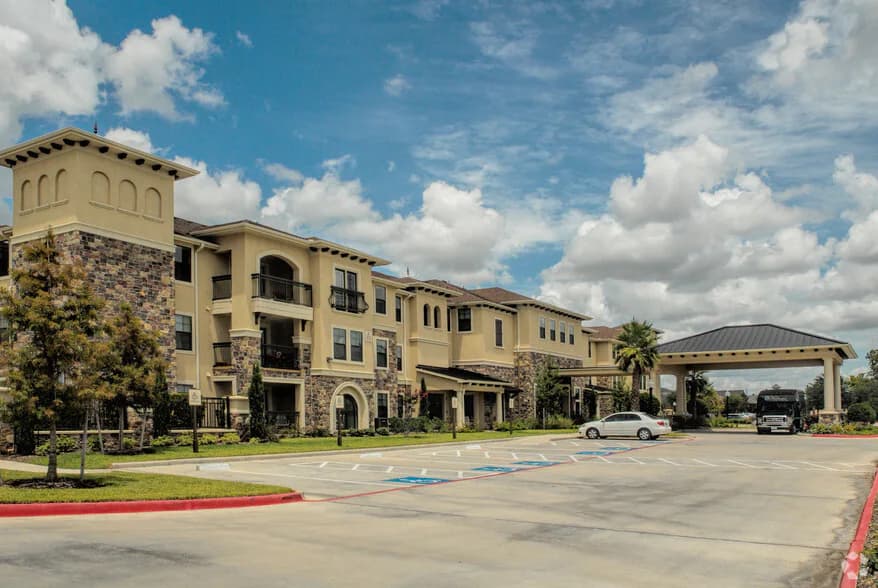 The Huntington at Missouri City - Senior — exterior