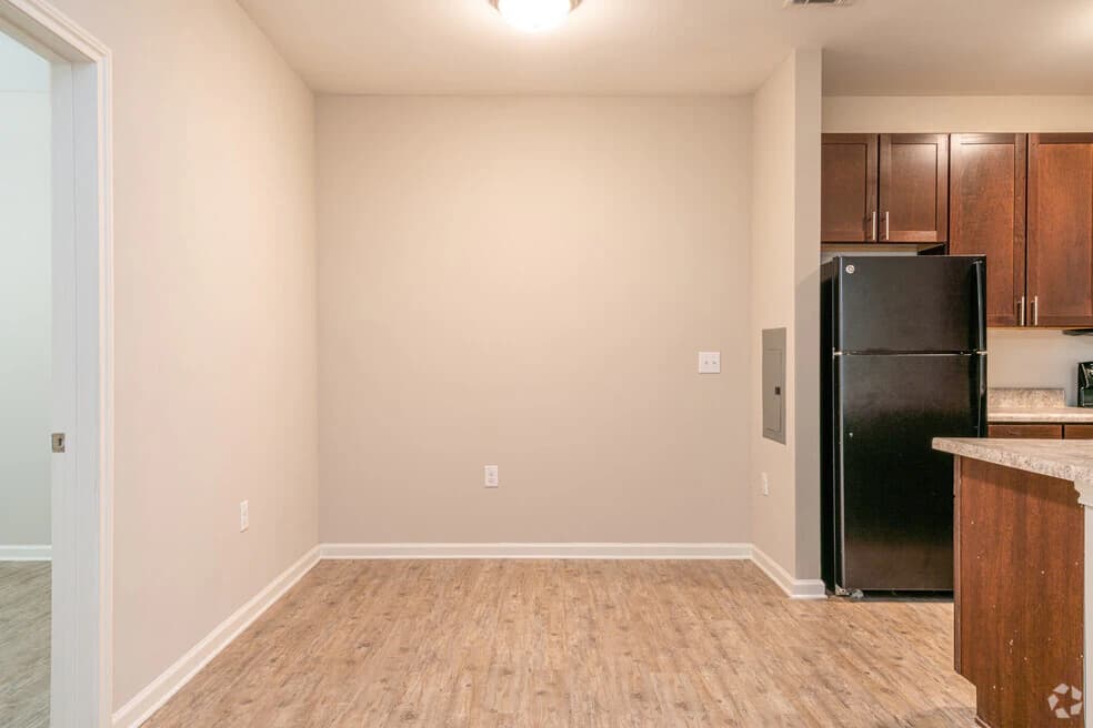 The Pointe at Crestmont — photo 5