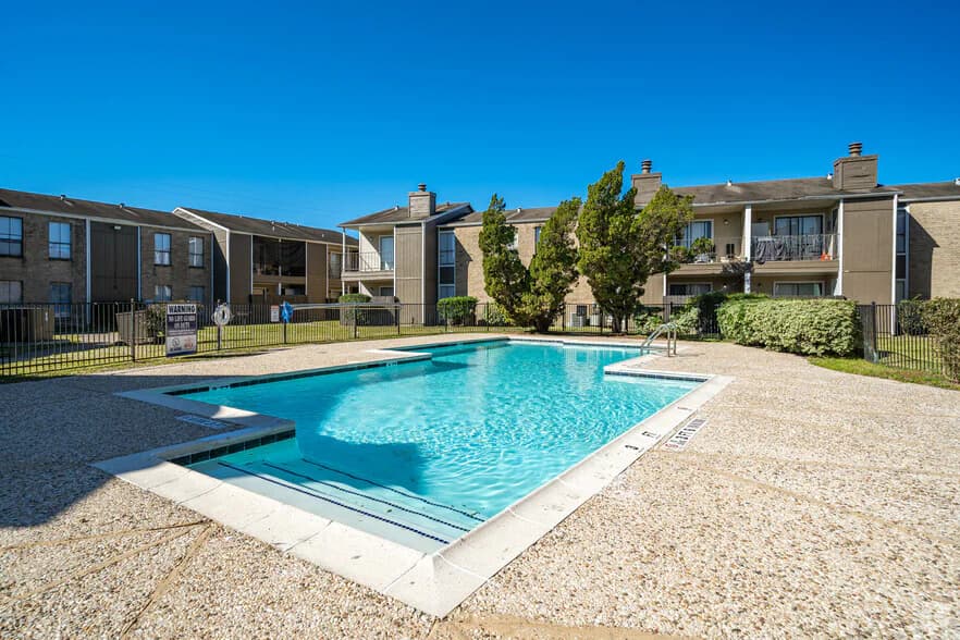 Kirkwood Landing Apartments in Houston, Texas