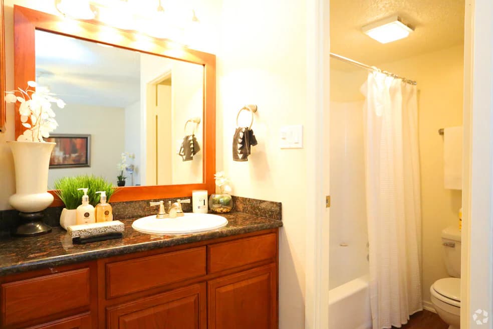 Windfield Townhomes — photo 5