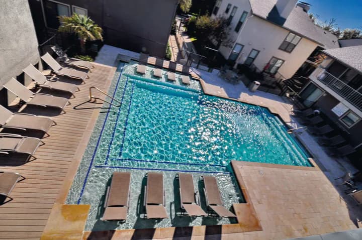 La Cima Newport Condos in Dallas, Texas
