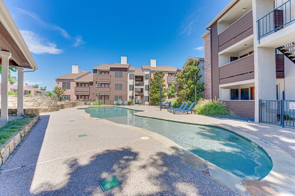 Timberglen Apartments — photo 4