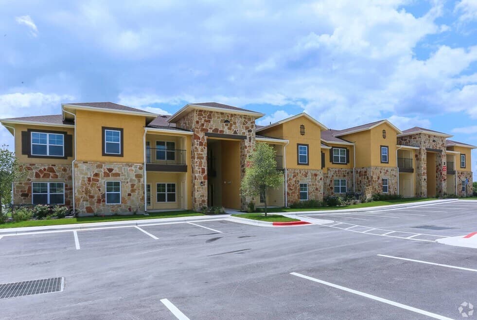 Fairway Landings at Plum Creek in Kyle, Texas