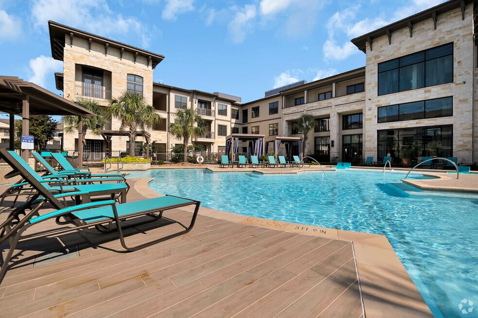 ELEVATE Spring Crossing in Spring, Texas