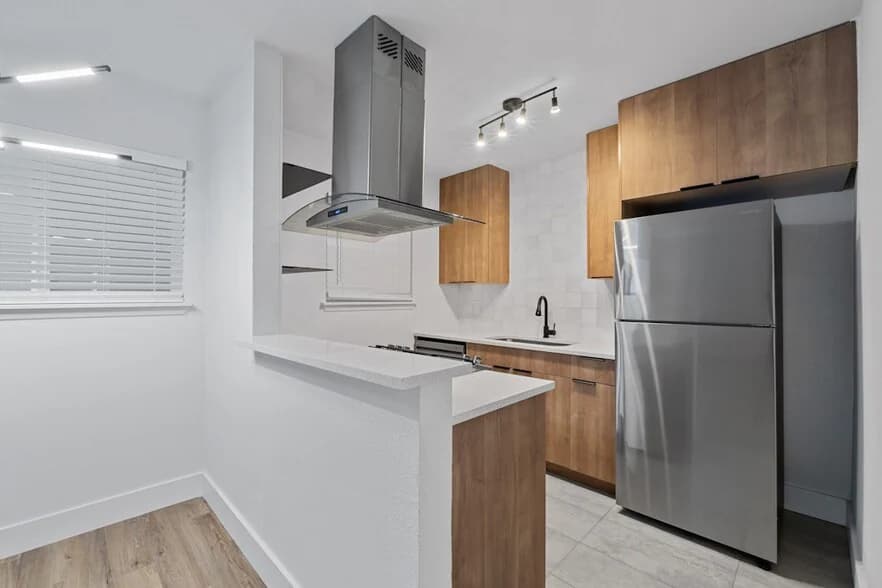 Cresthaus Apartments in Austin, Texas