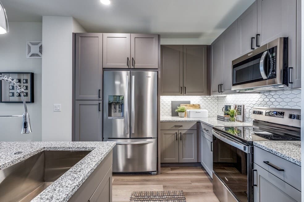 Aura Southgate Apartments — photo 2