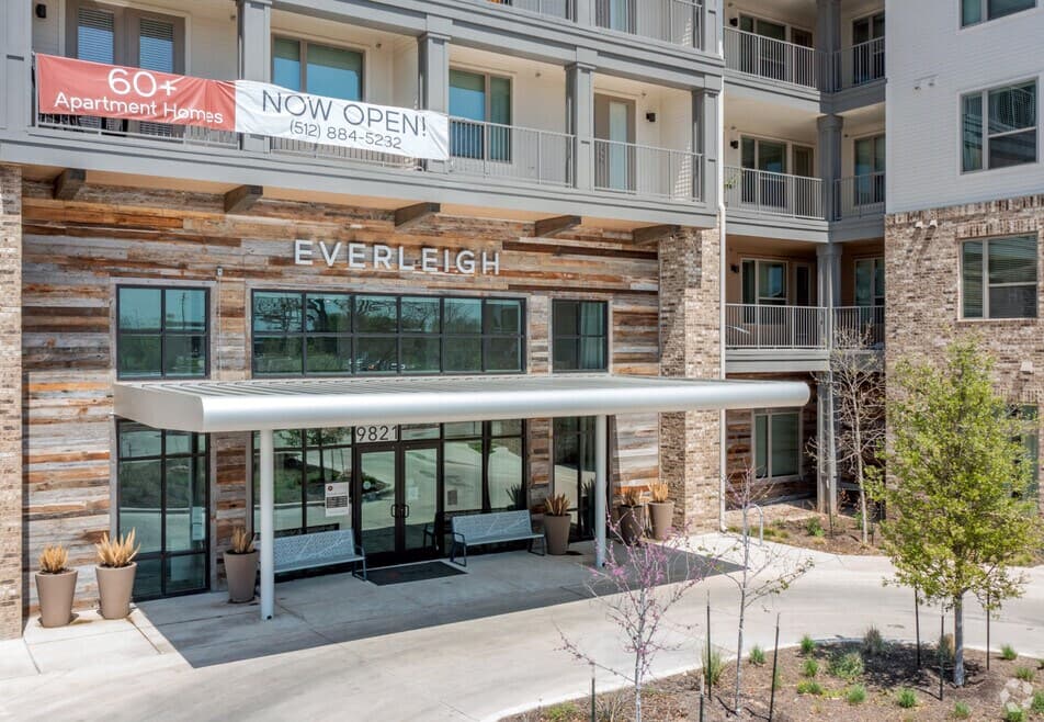 Everleigh Lakeline 60+ Active Adult Apartment Homes in Austin, Texas