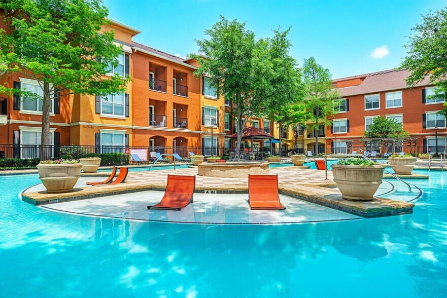 Allura Las Colinas in Irving, Texas