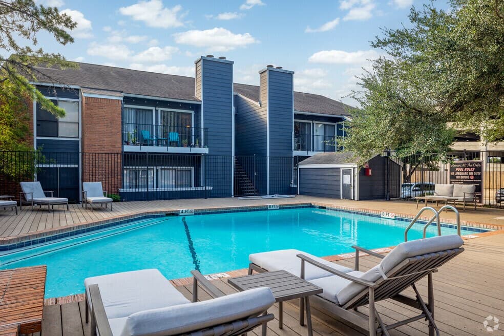 Tramor at the Oaks Apartments — photo 2