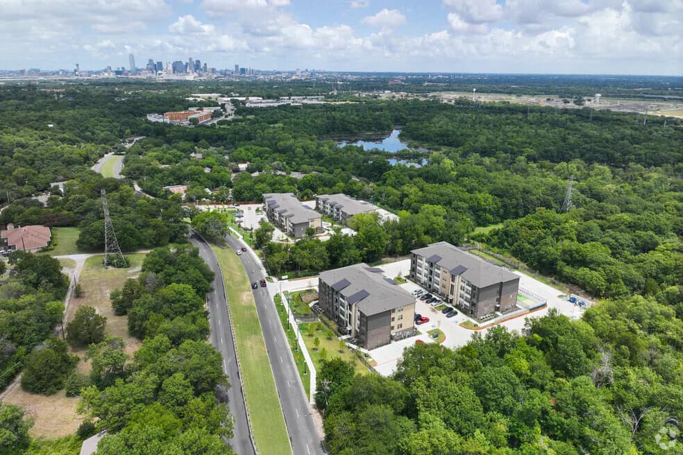 Skyline at Cedar Crest — photo 5