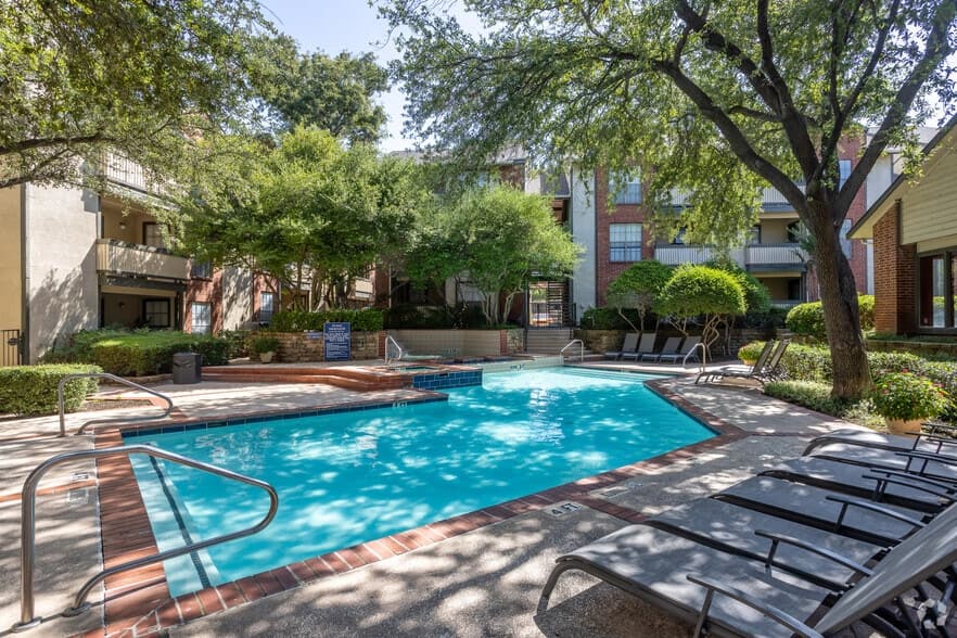 Centreport Landing Apartments in Fort Worth, Texas