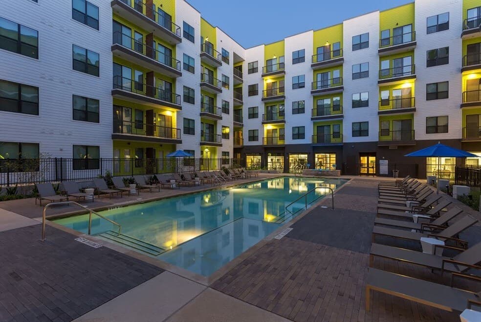Azul Lakeshore — photo 2
