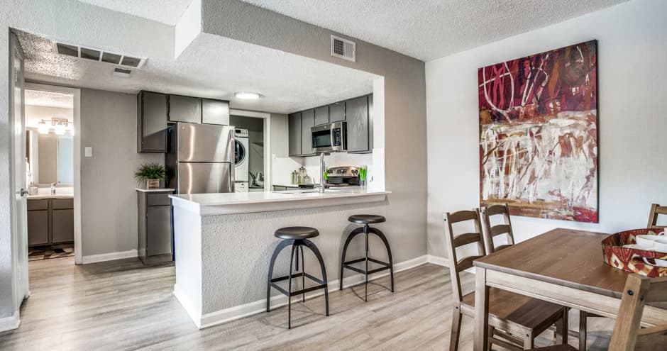 Preslee Apartments in Arlington, Texas