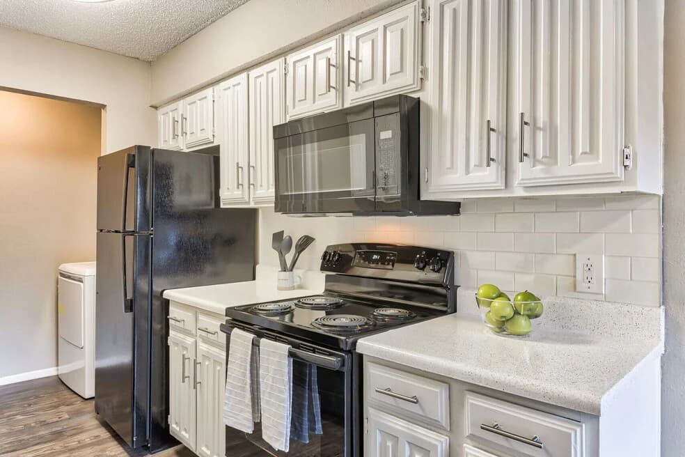 Spring Creek Apartments in Dallas, Texas