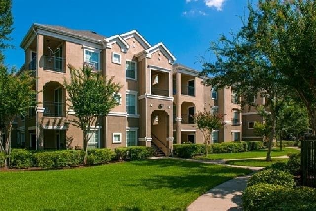 Estates at Fountain Lake in Stafford, Texas