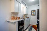 Pasadena Apartments — photo 2