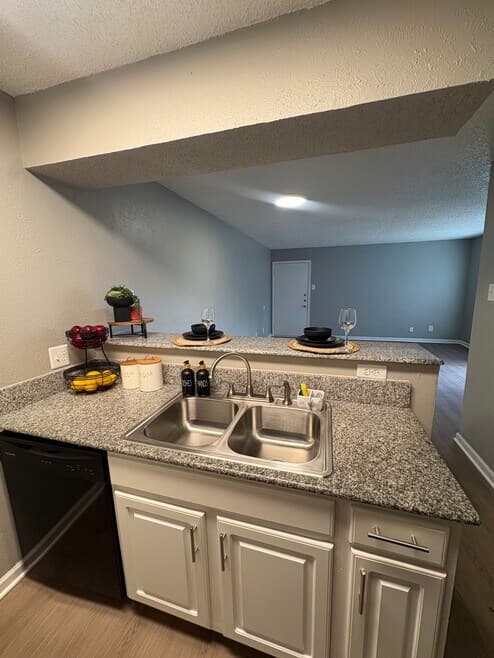 Suncrest — photo 4
