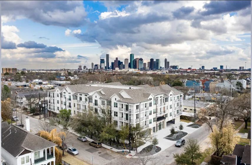 White Oak Heights — exterior