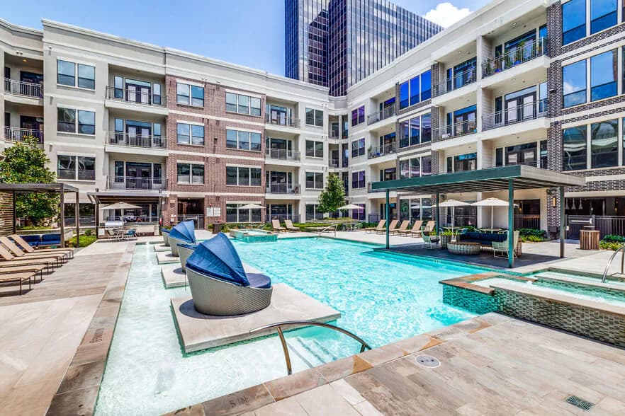 Alexan 5151 in Houston, Texas